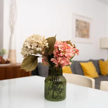 Superb Location & Chic W' 2bedroom ブダペスト