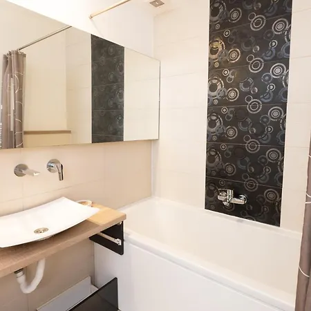Apartamento Superb Location & Chic W' 2bedroom *