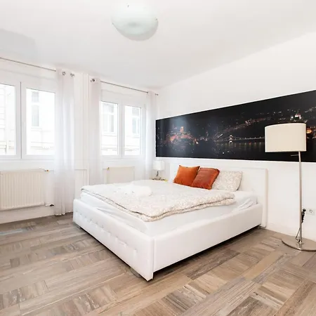 Superb Location & Chic W' 2bedroom